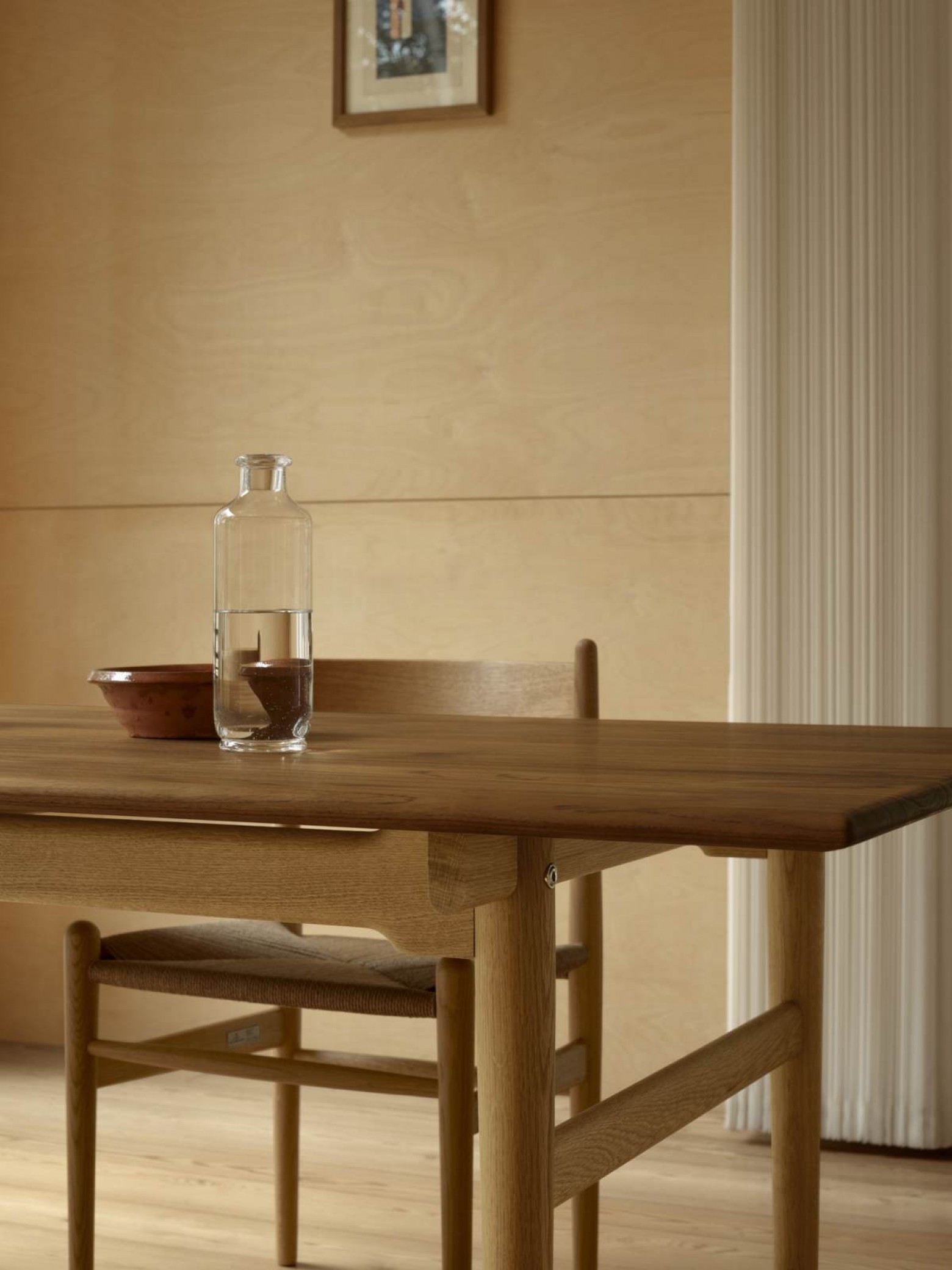 CH327 teak/eik tafel: nu tijdelijk in promotie Victors Design Agency