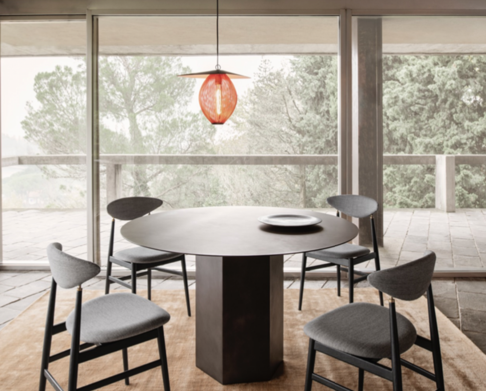 Epic Steel Round Table