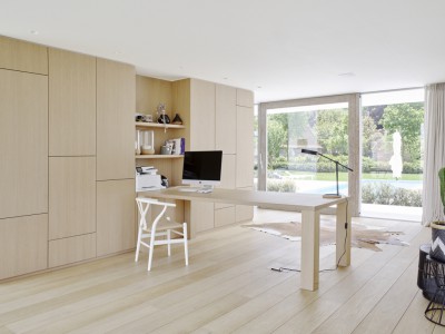 Iconische CH24 stoel (Wishbone, design 1950) in wit... als bureau stoel voor home office