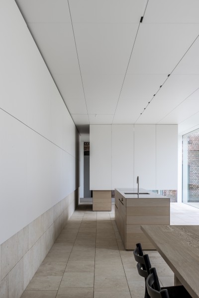 Minus in Poperinge: minimalisme met maximaal comfort 
