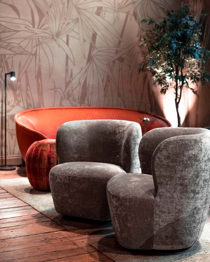 GUBI Stay Lounge Chair - Small in haardkamer