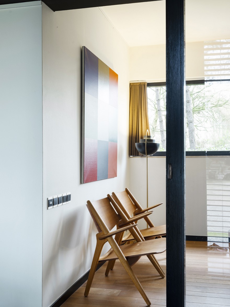 CH28 eik en notelaar, niet gestoffeerd in privé woning Aalter. Foto: Caroline Dethier