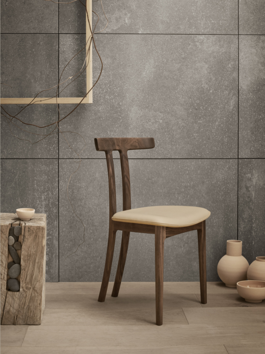 Nieuw bij Carl Hansen & Son: T-chair van Ole Wanscher, design 1958