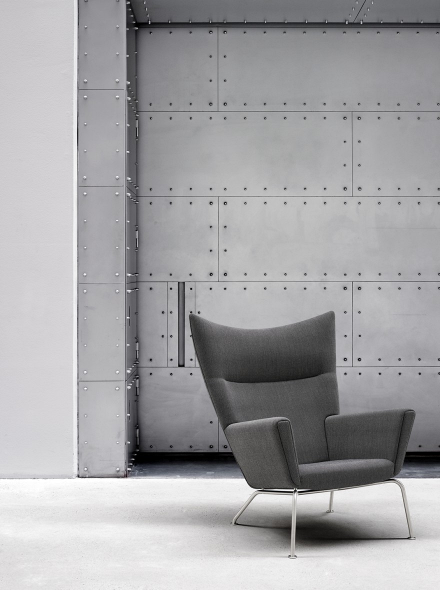 Super comfortabel loungen in de CH445 Wing Chair, design 1960, Hans J Wegner 