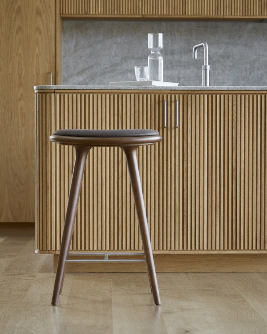 Front zicht van de High Stool Limited 