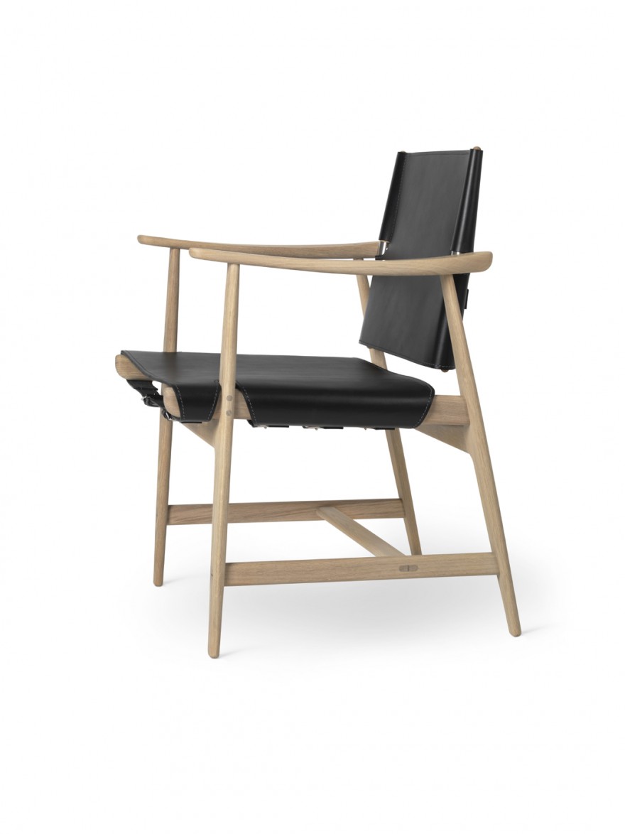 Huntsman chair side - oak white oil - black saddleleather