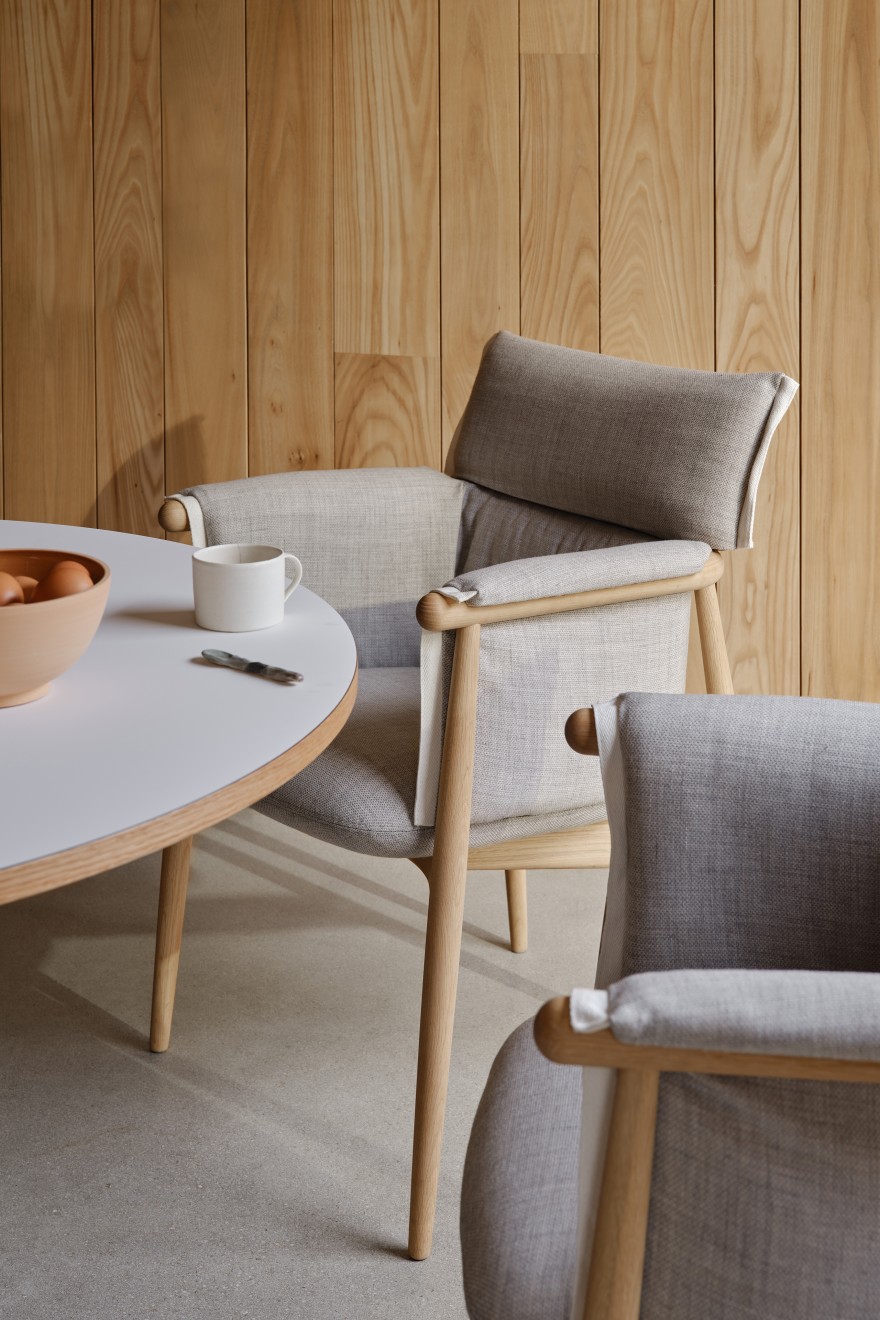 Embrace Dining Chair, EOOS design 