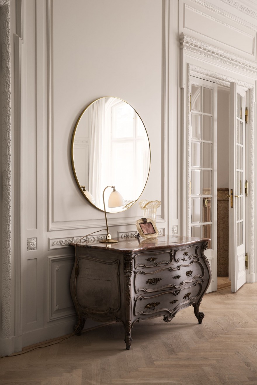 Gubi ronde spiegel diameter 110cm 