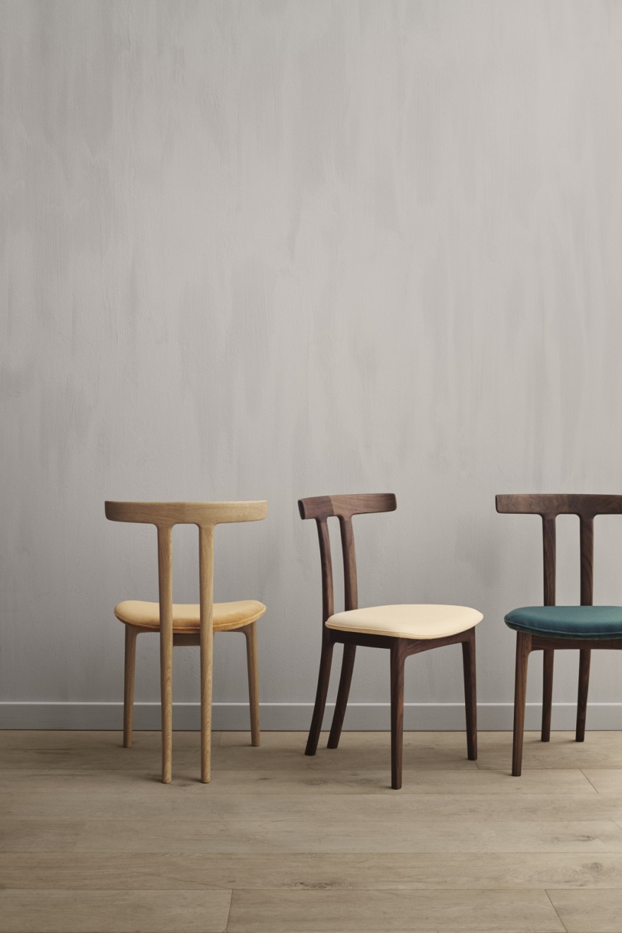 Eenvoudige elegantie uit 1958: T Chair van Ole Wanscher