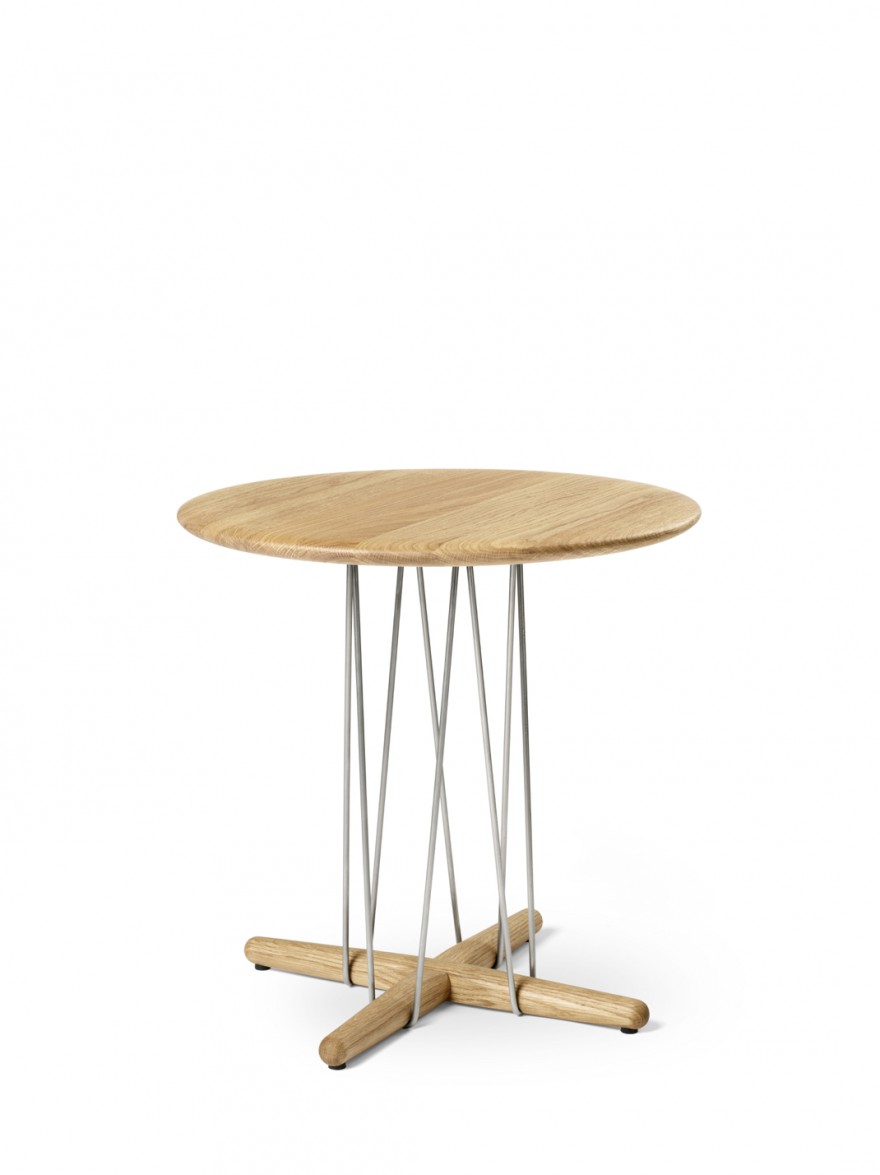 Eoos creatie van de Embrace coffee table 