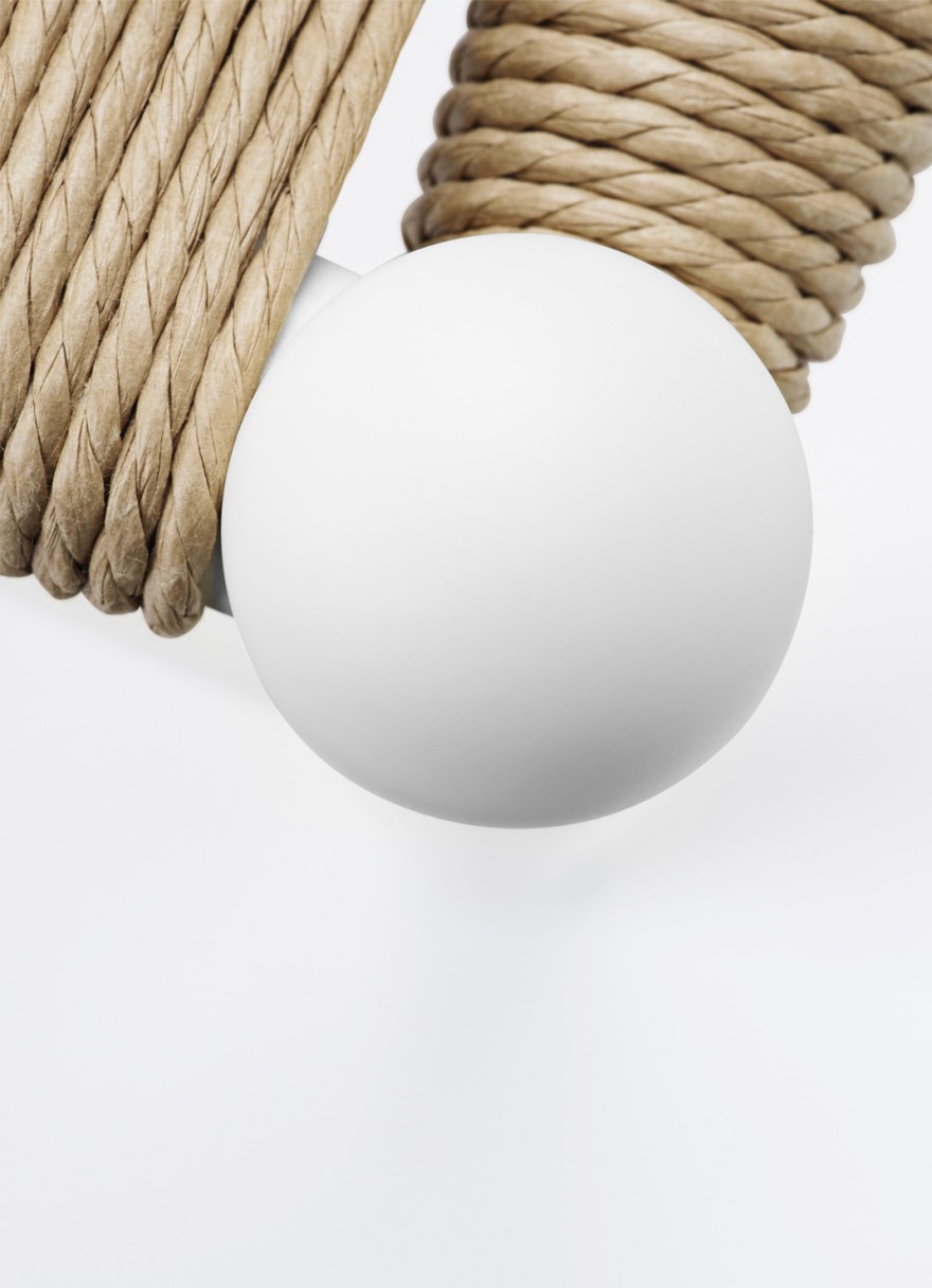 Detail van de CH24 in matte, witte versie 