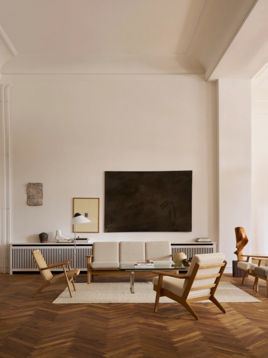 Historische meubelen van Hans J Wegner in lancering bij Carl Hansen & Son 