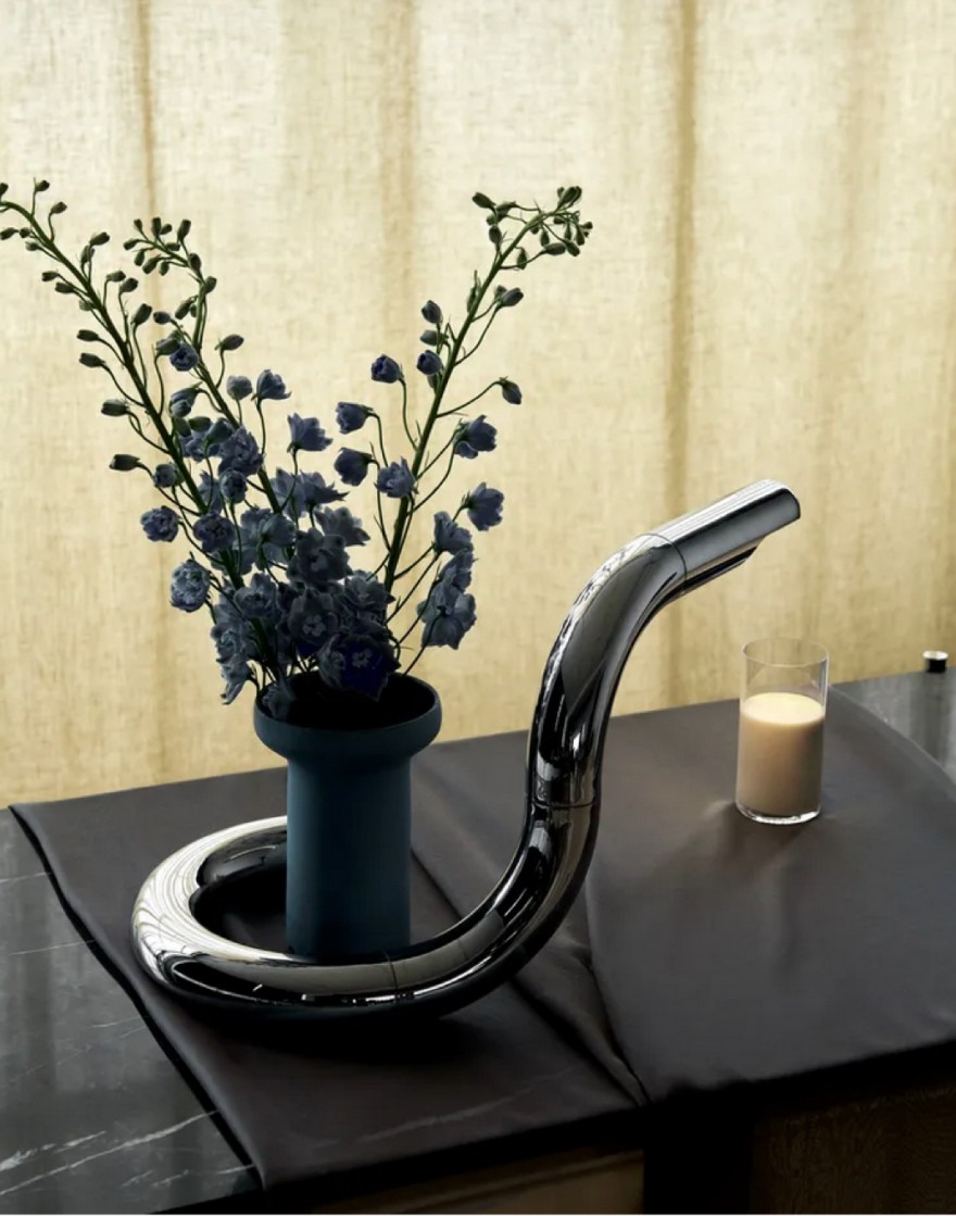 Aspide Table Lamp (GUBI) 1970, Gianfranco Frattini - PHOTO SOUS EMBARGO 