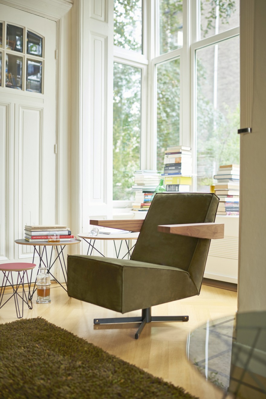 Iconische Press Room Chair, 1958 design. Gerrit Rietveld 