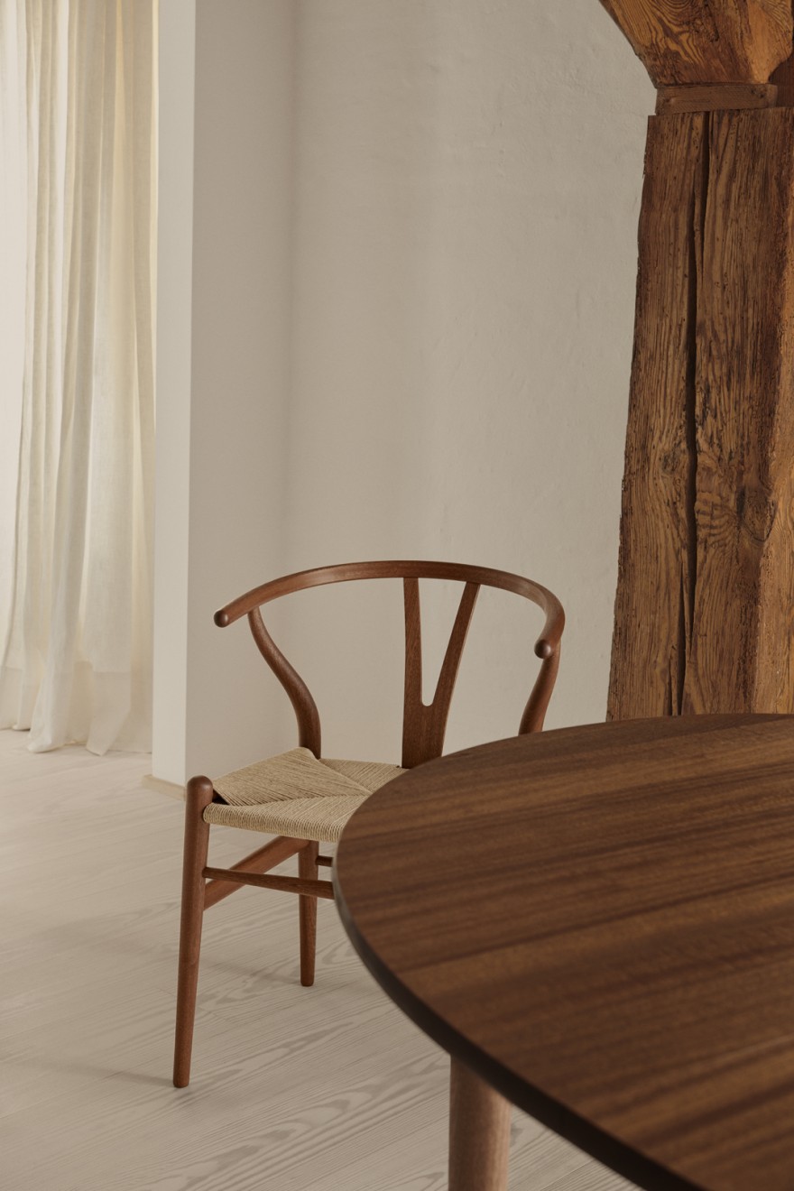 Mahogany wood is back 