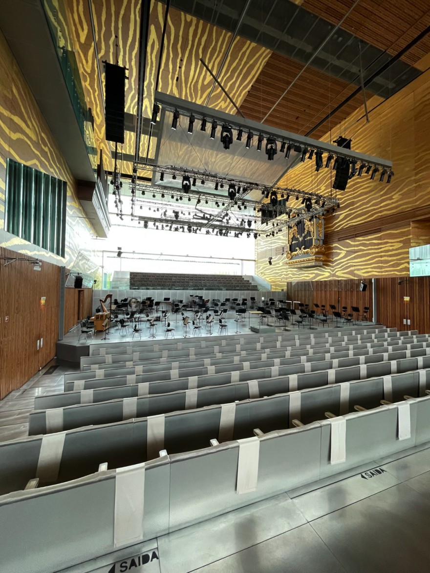 Daglicht in de grote zaal 