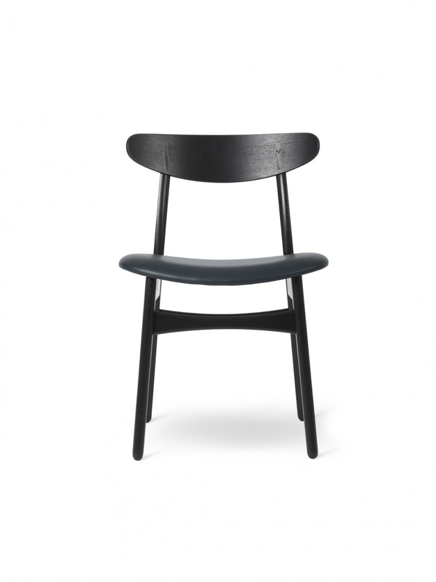 CH30 oak black NCS S-9000N - leather black