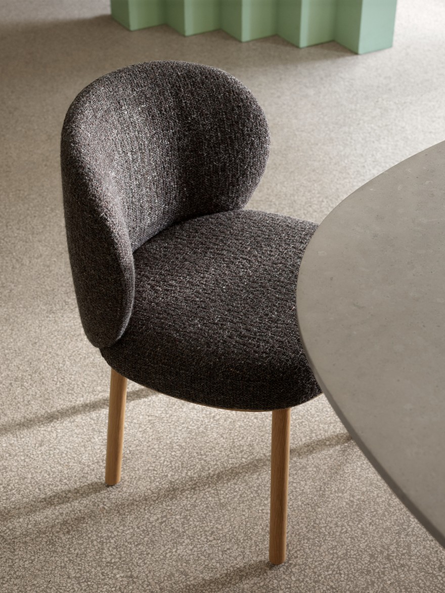 Ovata dining chair