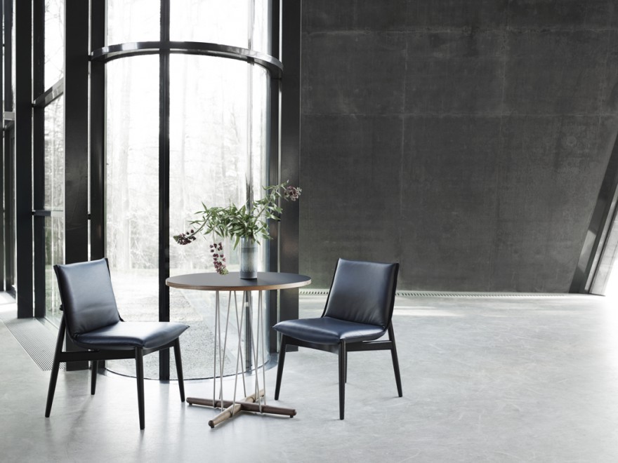 E021 Embrace Lounge Table