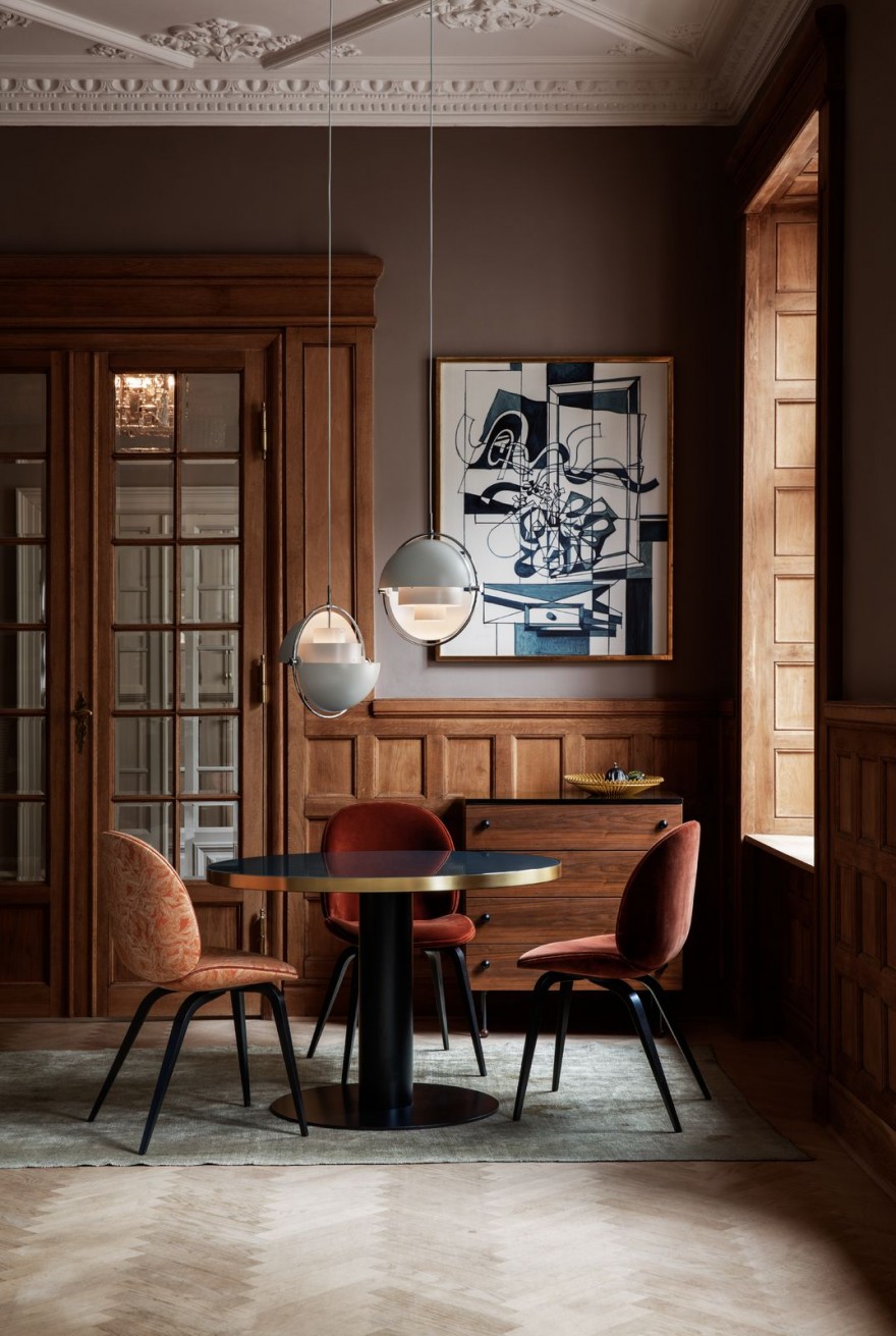 Multi-Lite wit in Gubi interieur 
