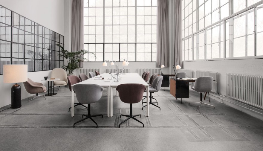 BAT Meeting chair volledig gestoffeerd met 4-ster voet 