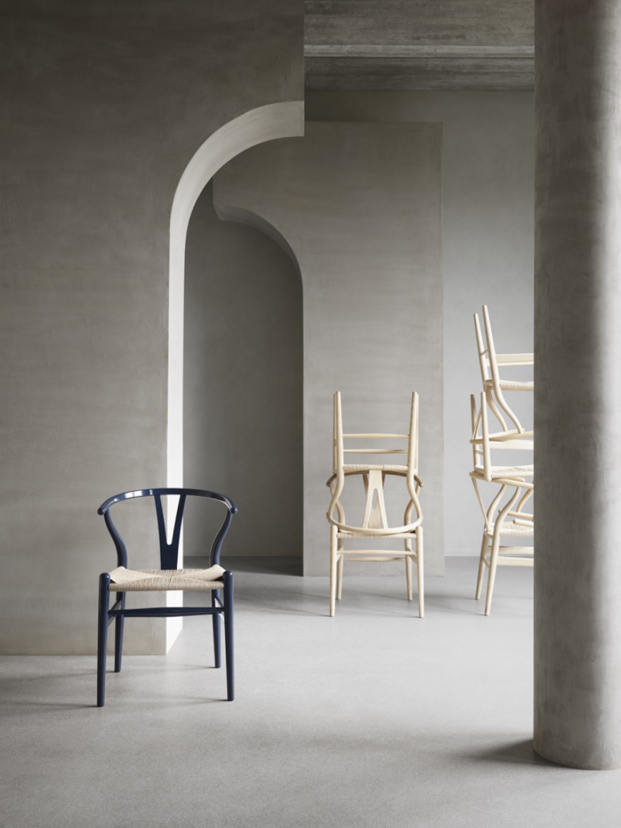 Chaise Wishbone anniversaire Wegner disponible jusqu'à fin avril 2020