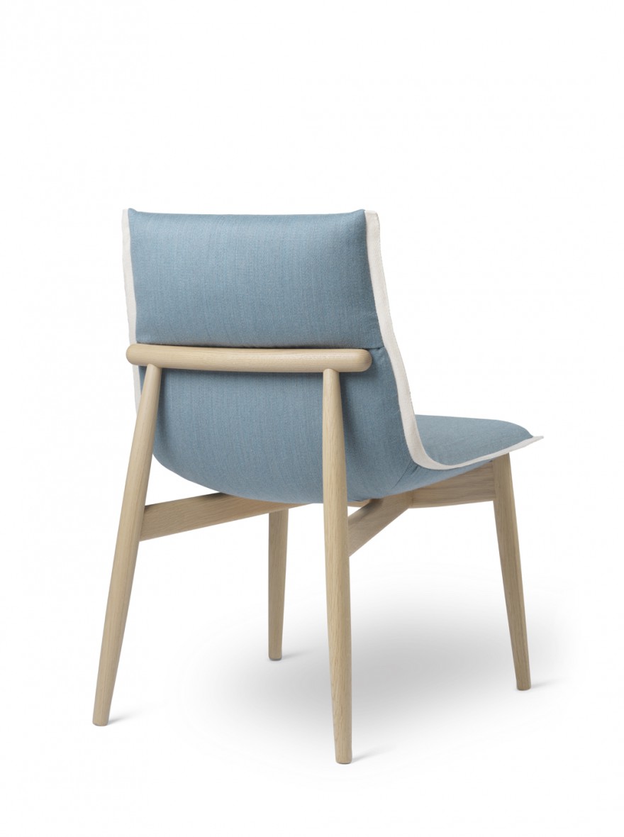 NIEUW: Embrace chair zonder armeluningen 
