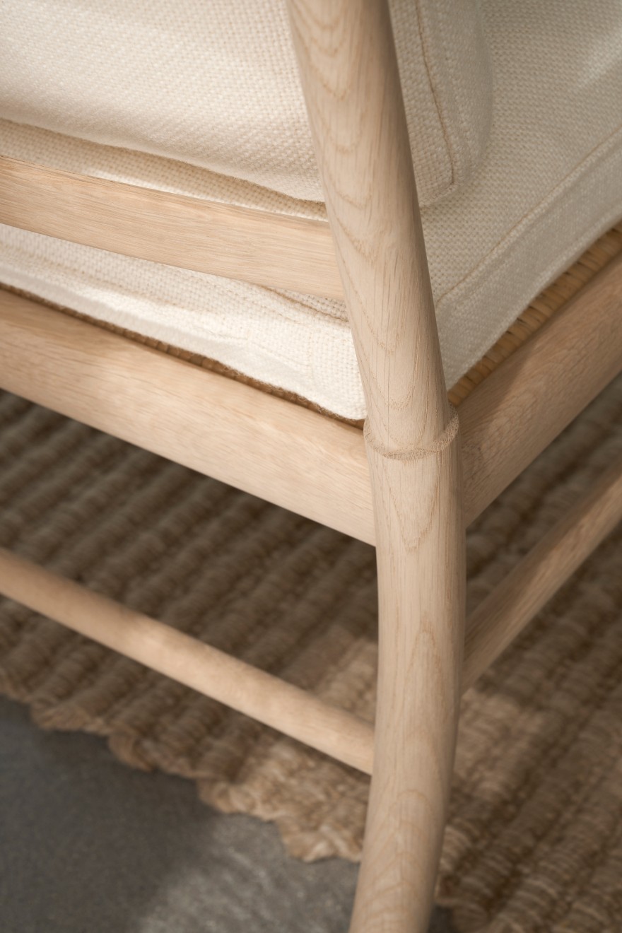 Detail van de Colonial lounge Chair 