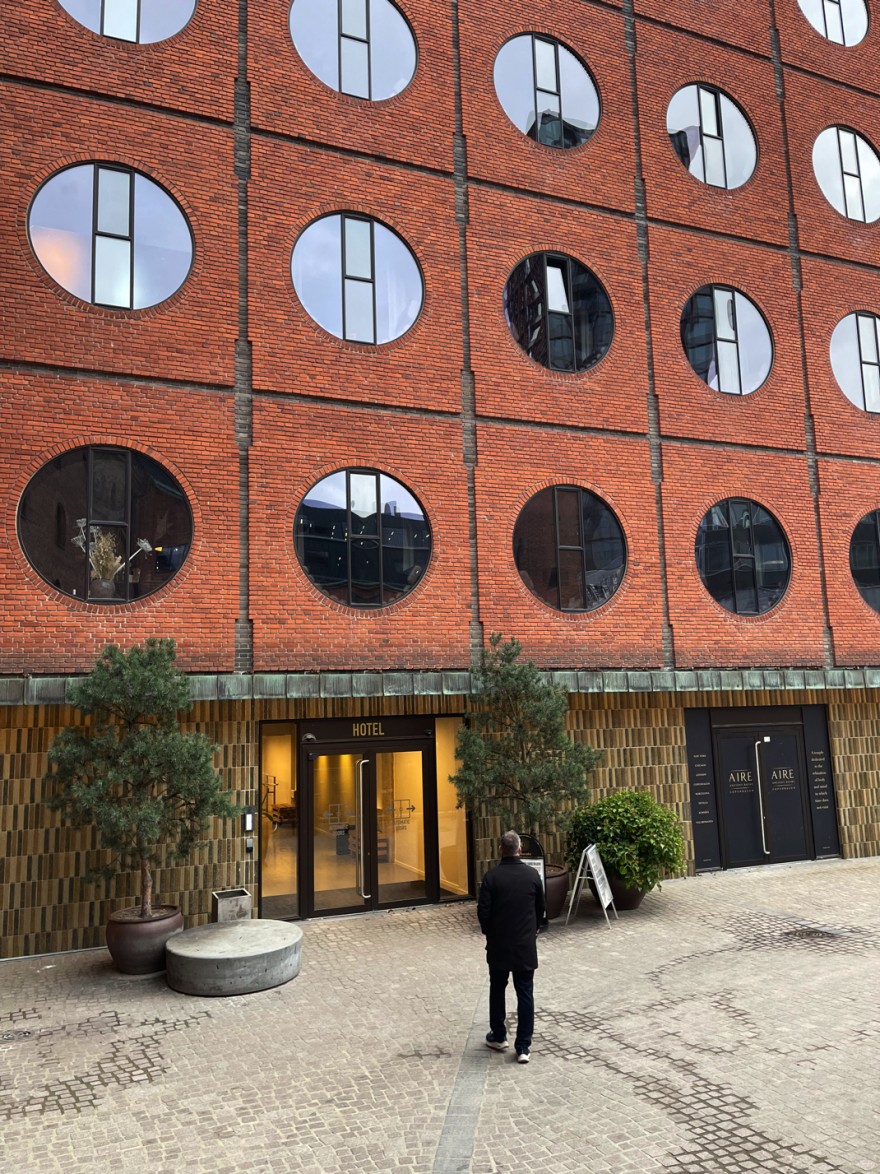 Deel van de gevel van Hotel Ottilia in Copenhagen 