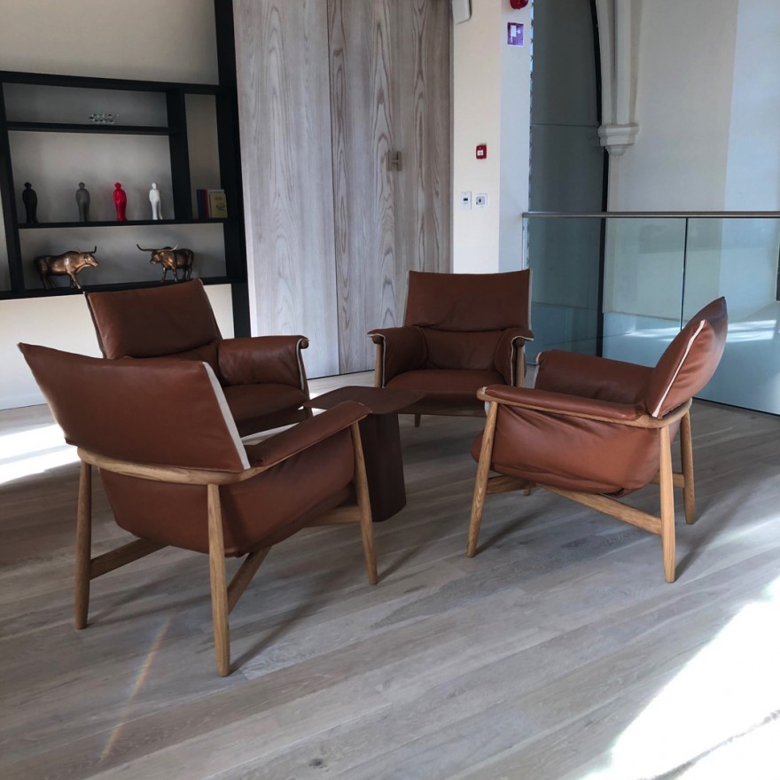 Embrace Lounge chair