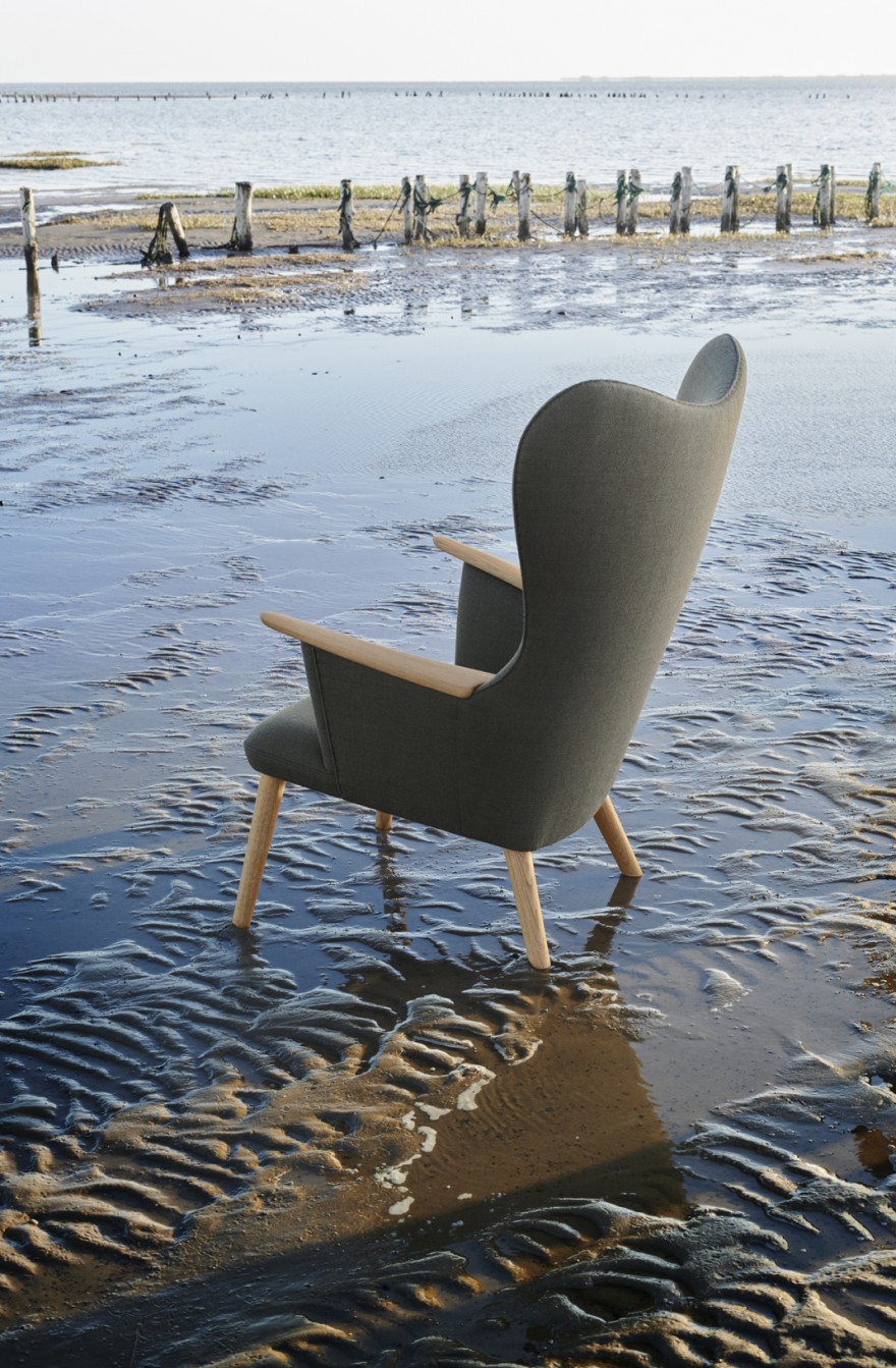 Mama Bear chair met organische vormen