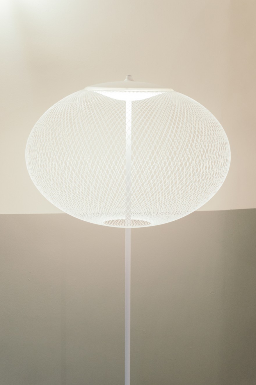 Non-Random wit, LED versie, vloerlamp MOOOI 