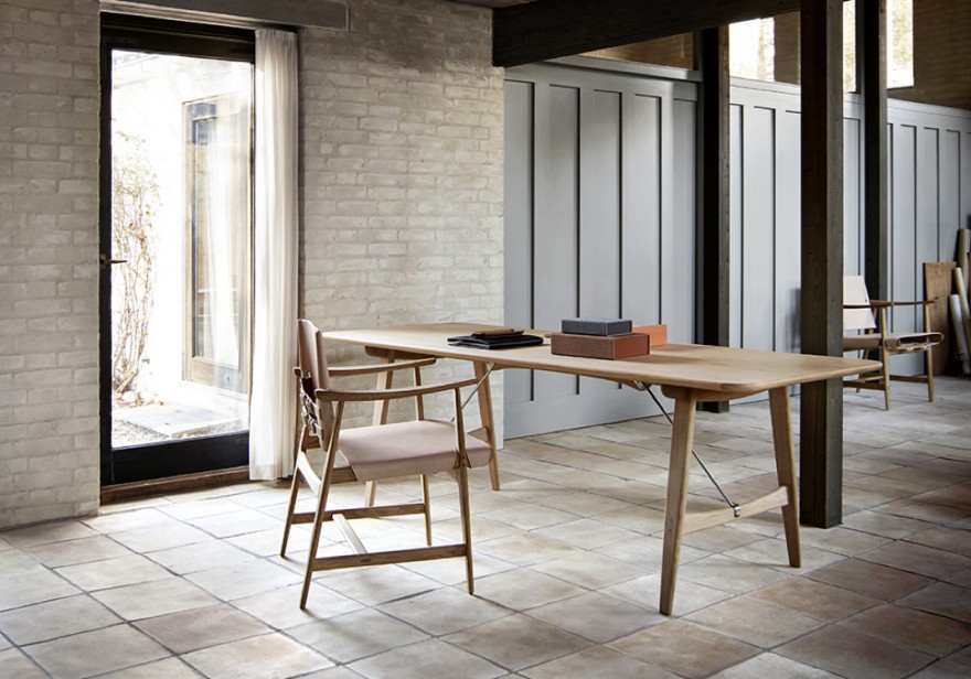 Huntsman Table desk, Borge Mogensen, 1950 design, Carl Hansen & Son   