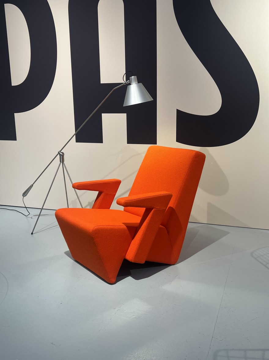 SWAN, Gerrit Rietveld, 1958 design 