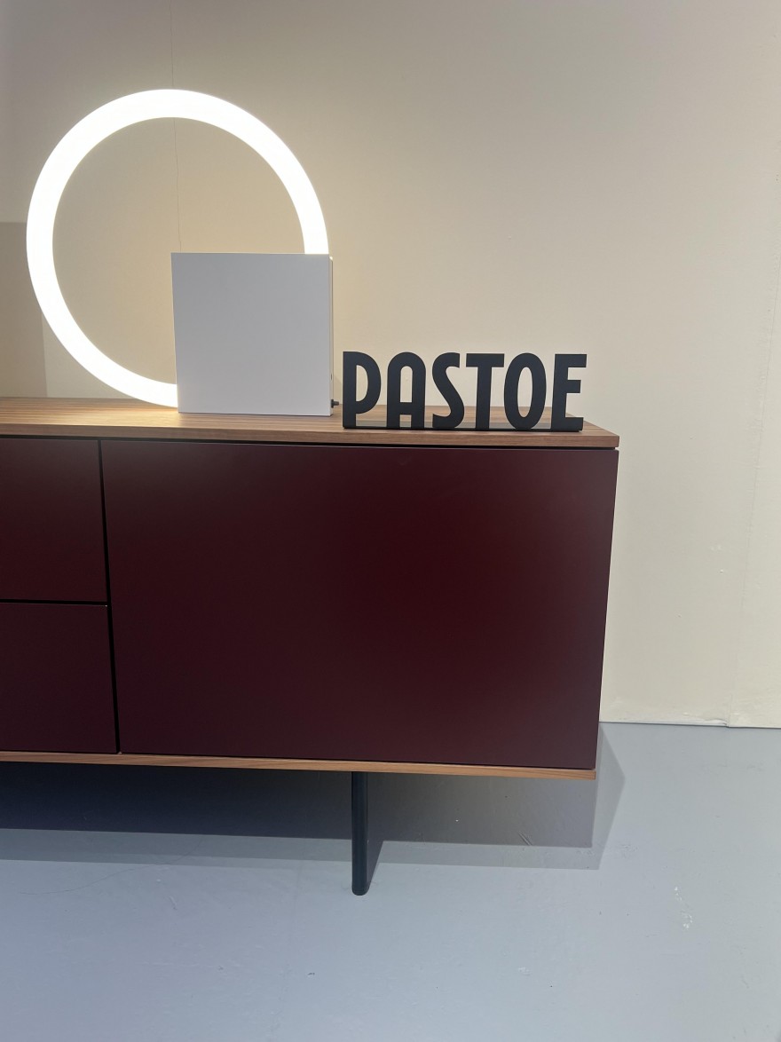 Circle lamp, Landscape dressoir 