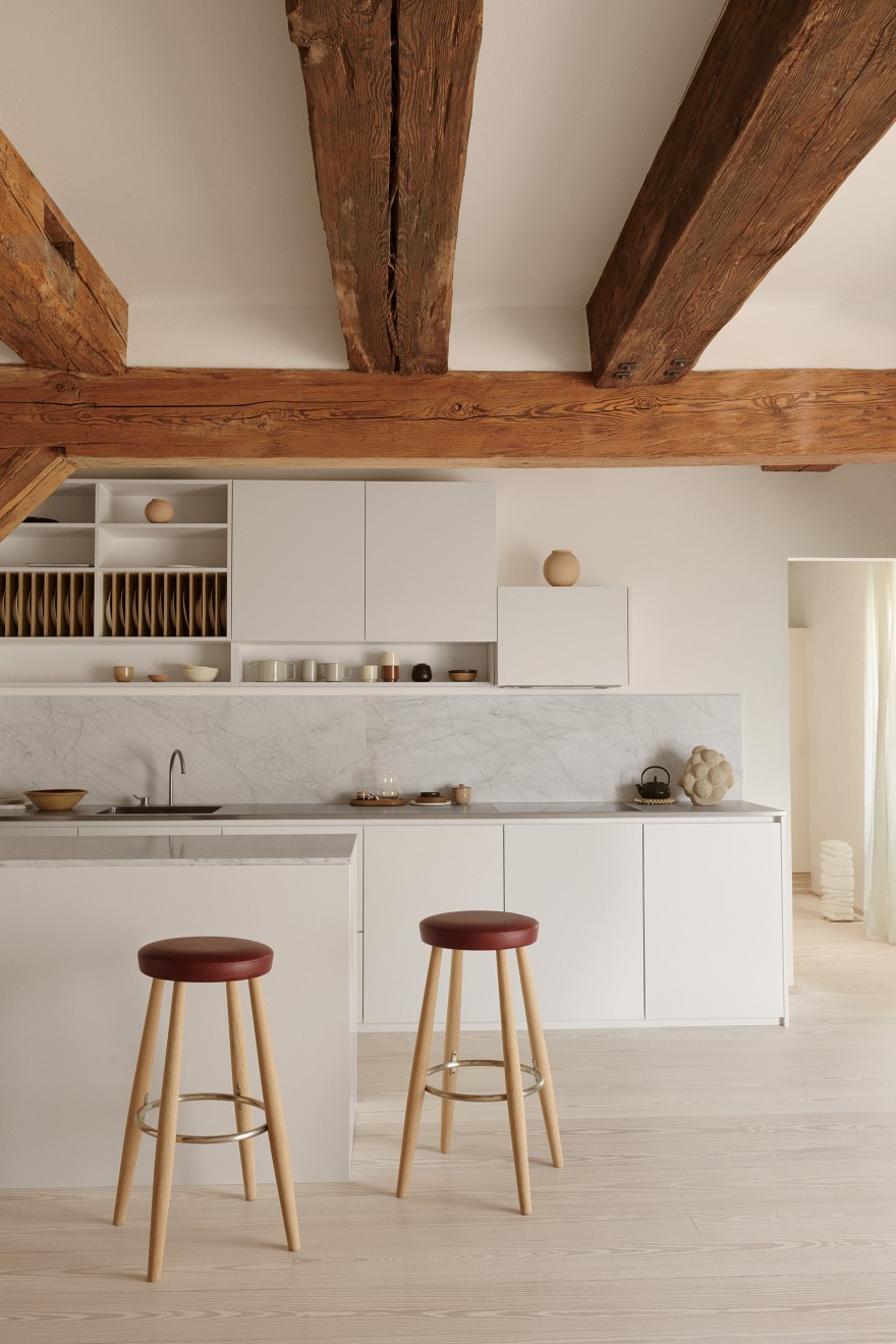 “Relax @ the bar with Hans J Wegner” 