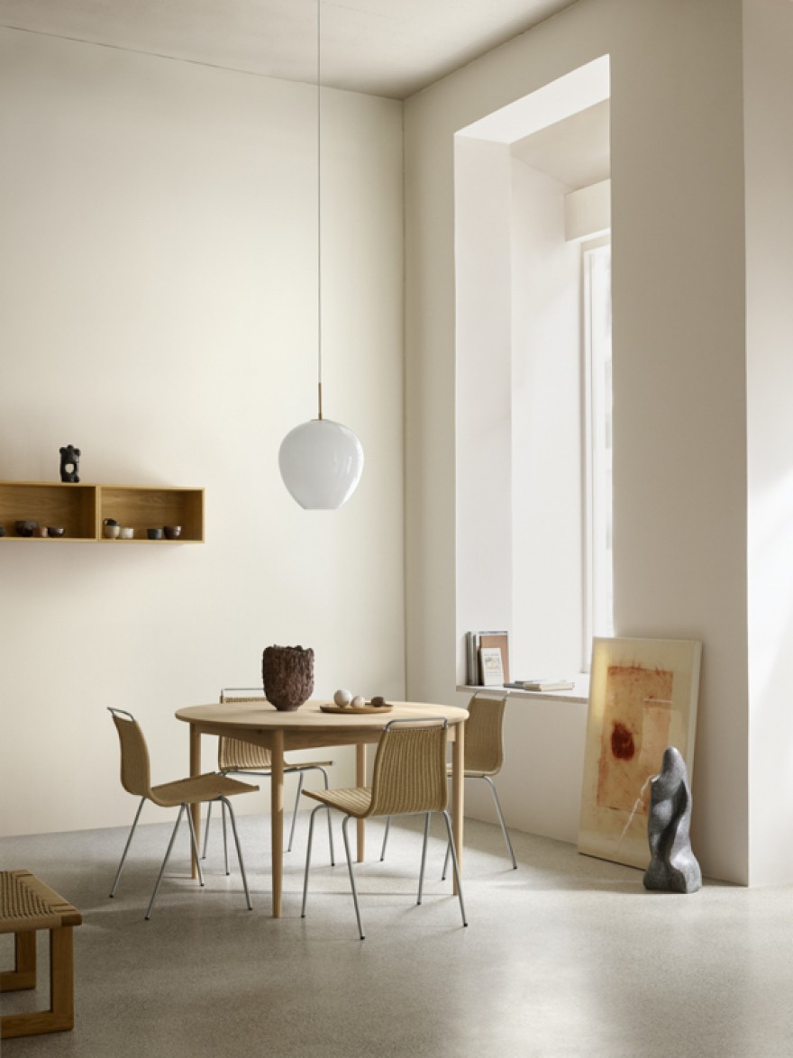 BM0121: ronde verlengbare tafel diameter 120 cm