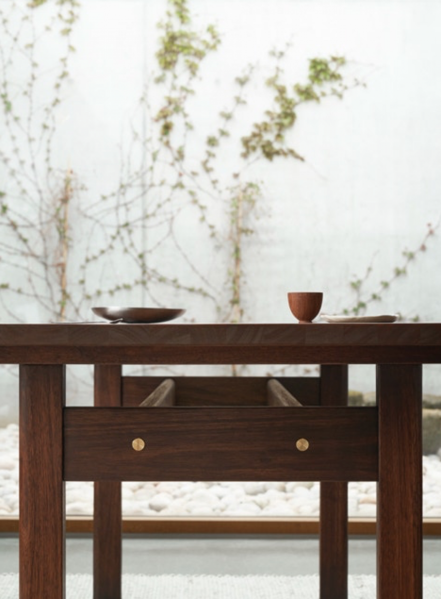 Massief geborstelde schroeven, afgeronde massief eucalyptus hout en structuur en top  