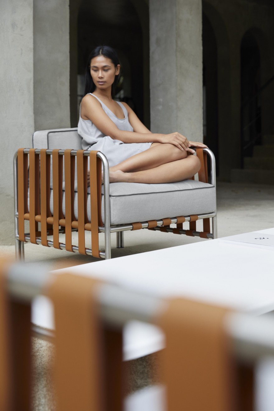 Onsen éénzit met straps