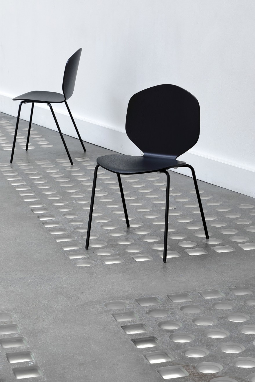 Loulou chair zwart
